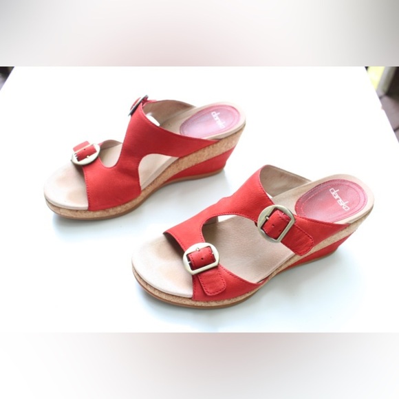 Dansko  wedge sandsls - Picture 14 of 14